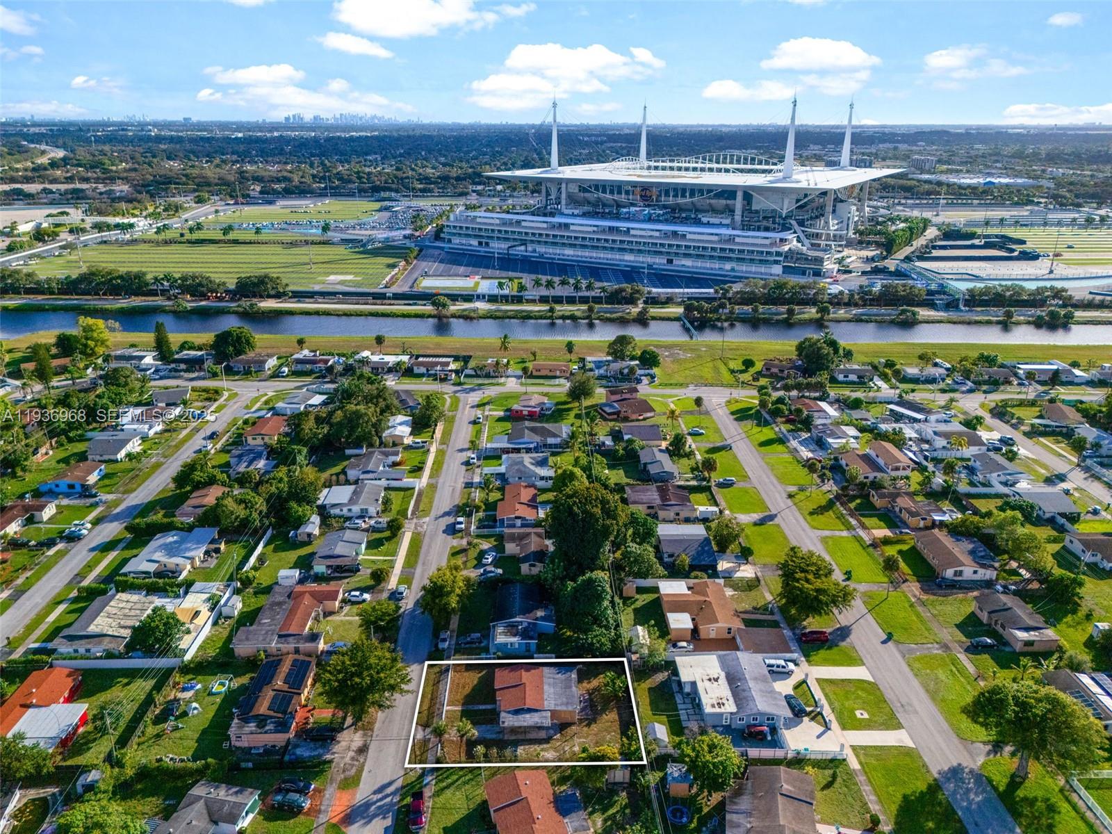 LAKE LUCERNE SEC 3 - Residential