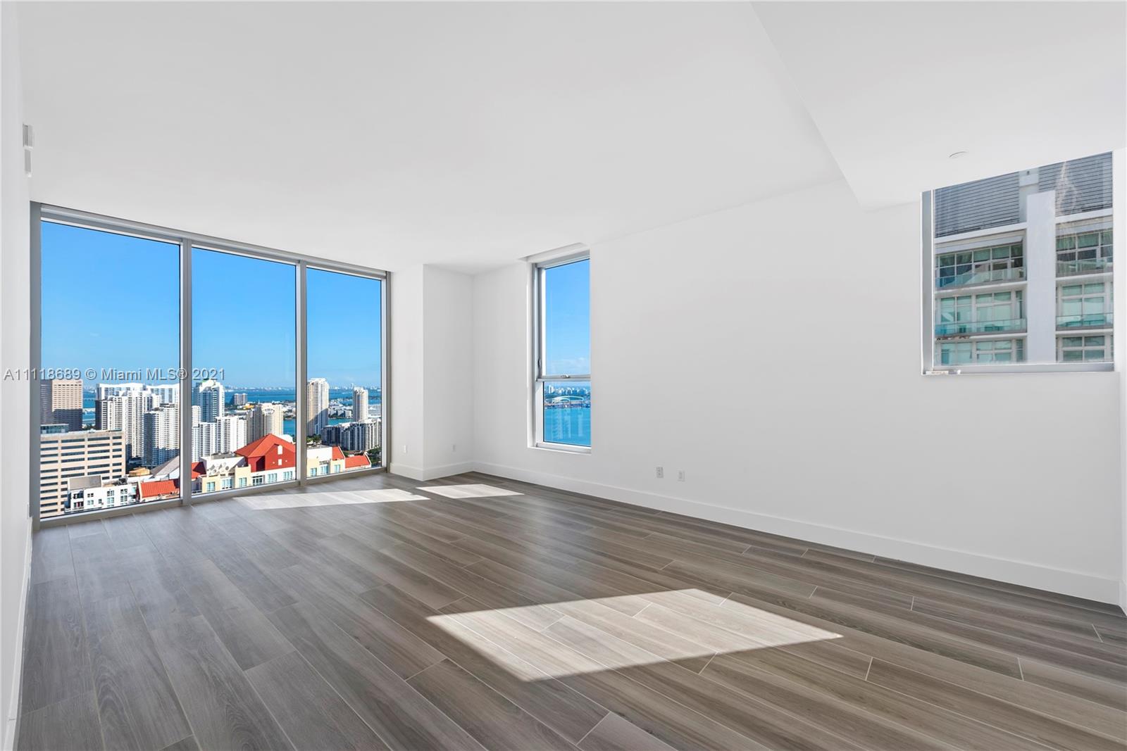 BRICKELLHOUSE CONDO - Residential