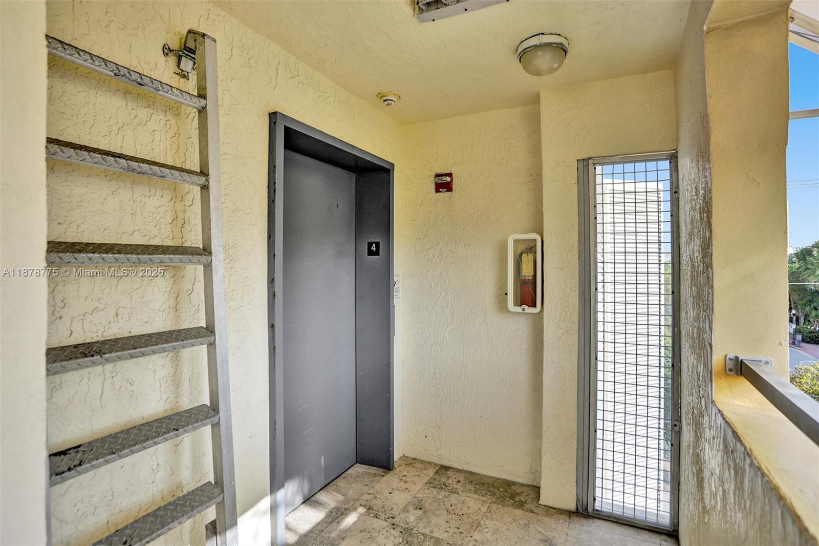 THE NEVILLE CONDO - Residential