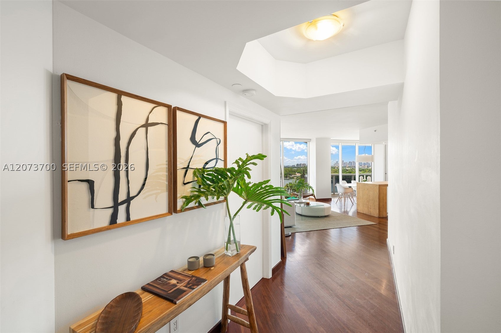4779 Collins Ave 1005