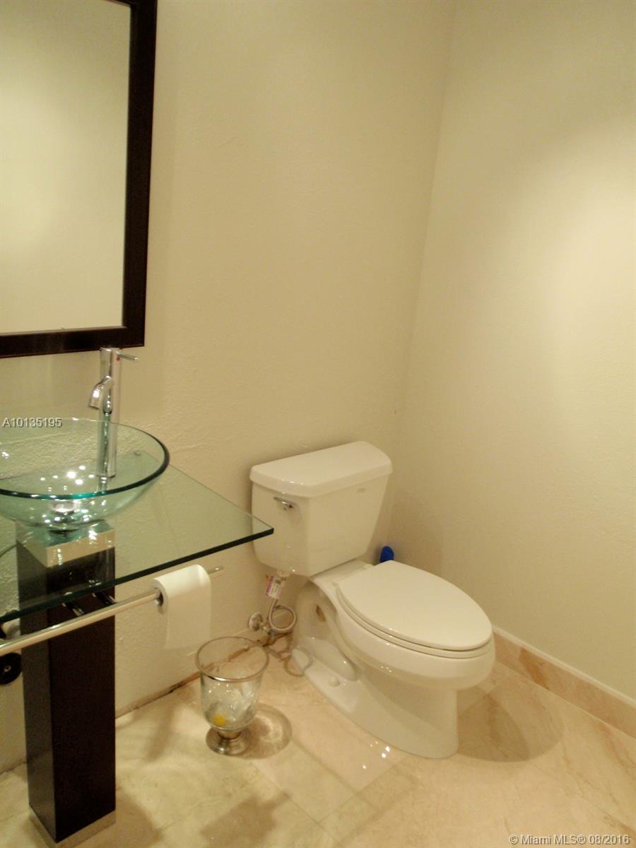 Lakes/Bay Sec 8 - Residential