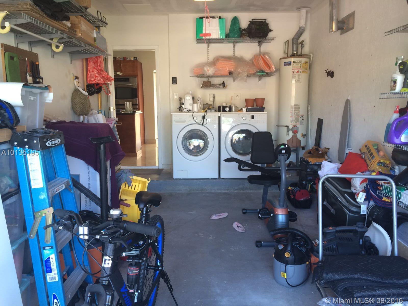 Lakes/Bay Sec 8 - Residential