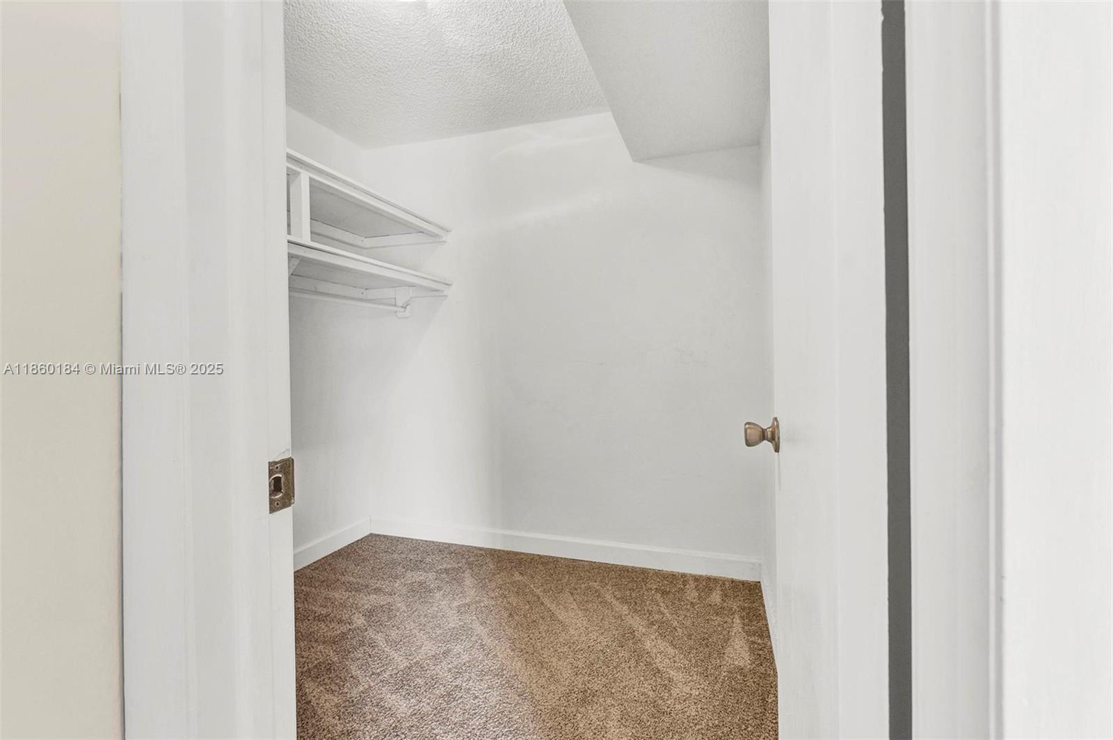 NOVA NORTH CONDOMINIUM 4 - Residential Lease