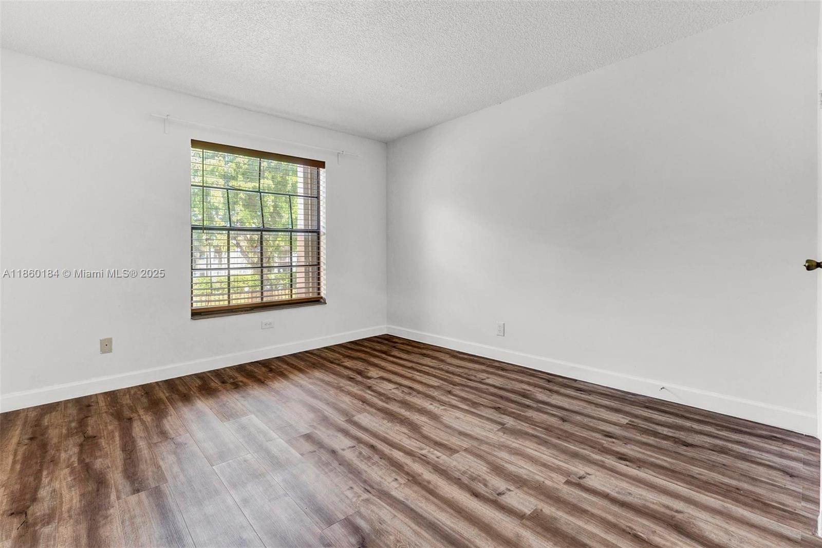 NOVA NORTH CONDOMINIUM 4 - Residential Lease