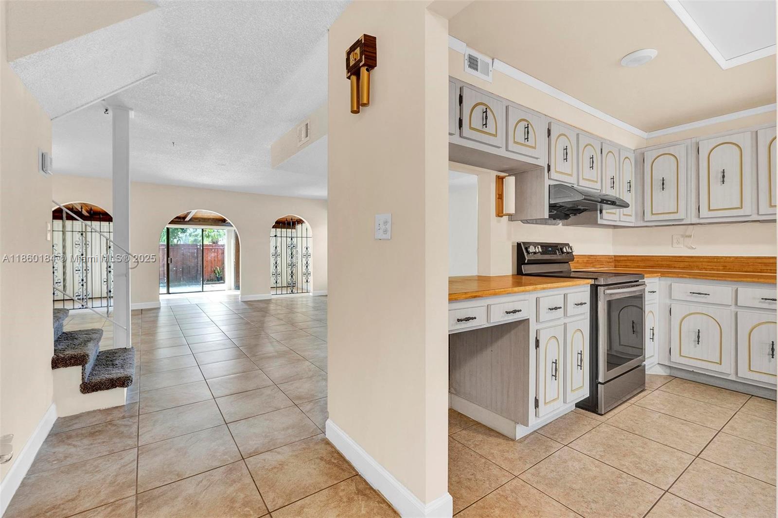 NOVA NORTH CONDOMINIUM 4 - Residential Lease