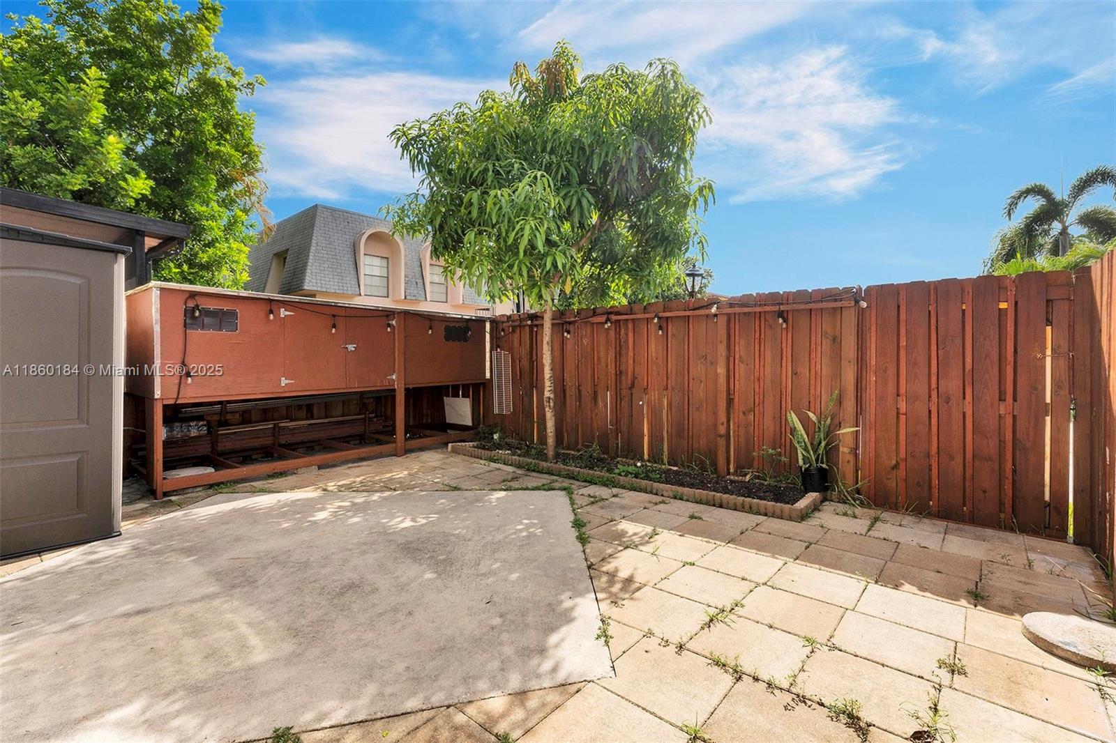 NOVA NORTH CONDOMINIUM 4 - Residential Lease