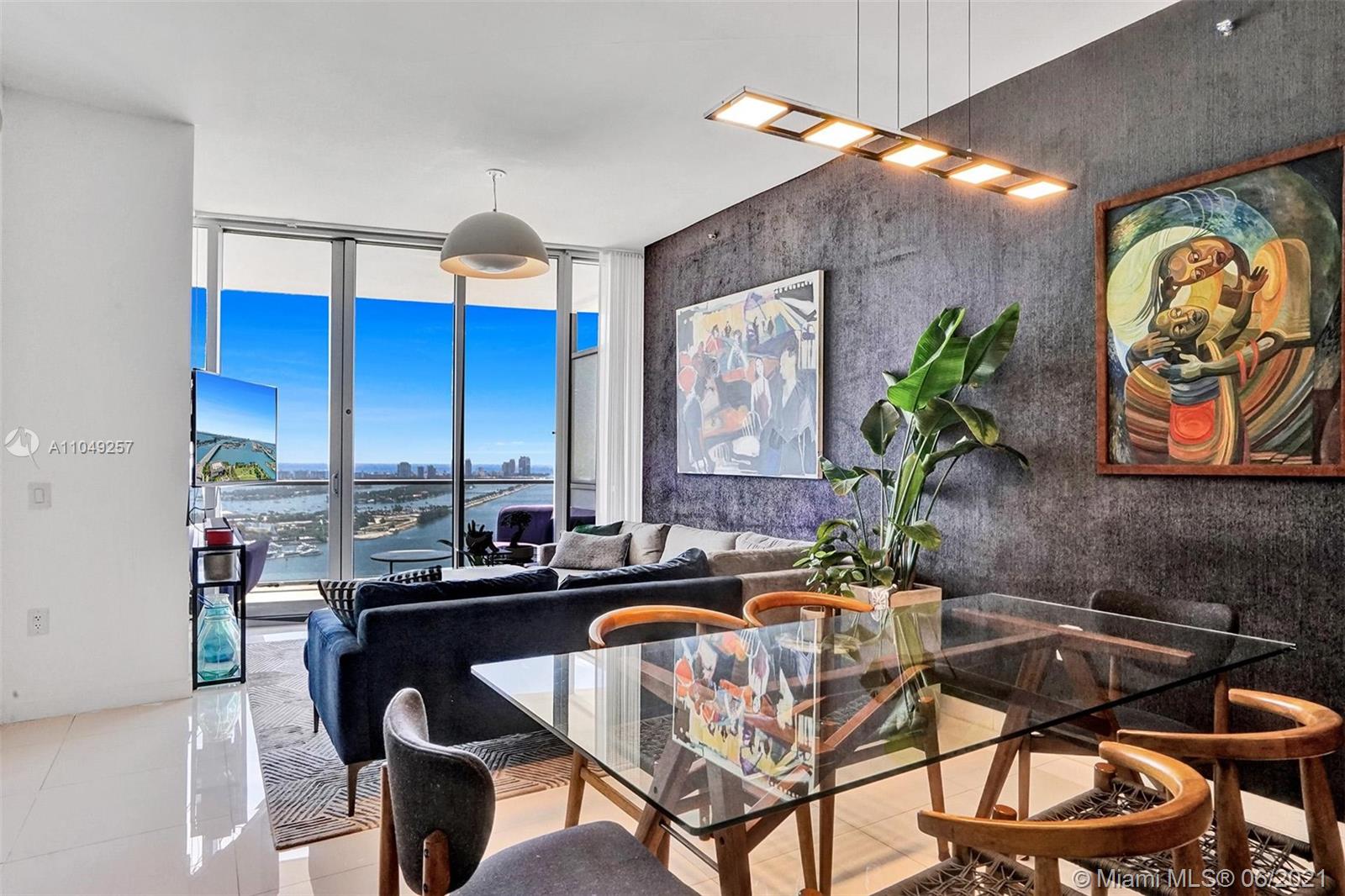 MARQUIS CONDO - Residential