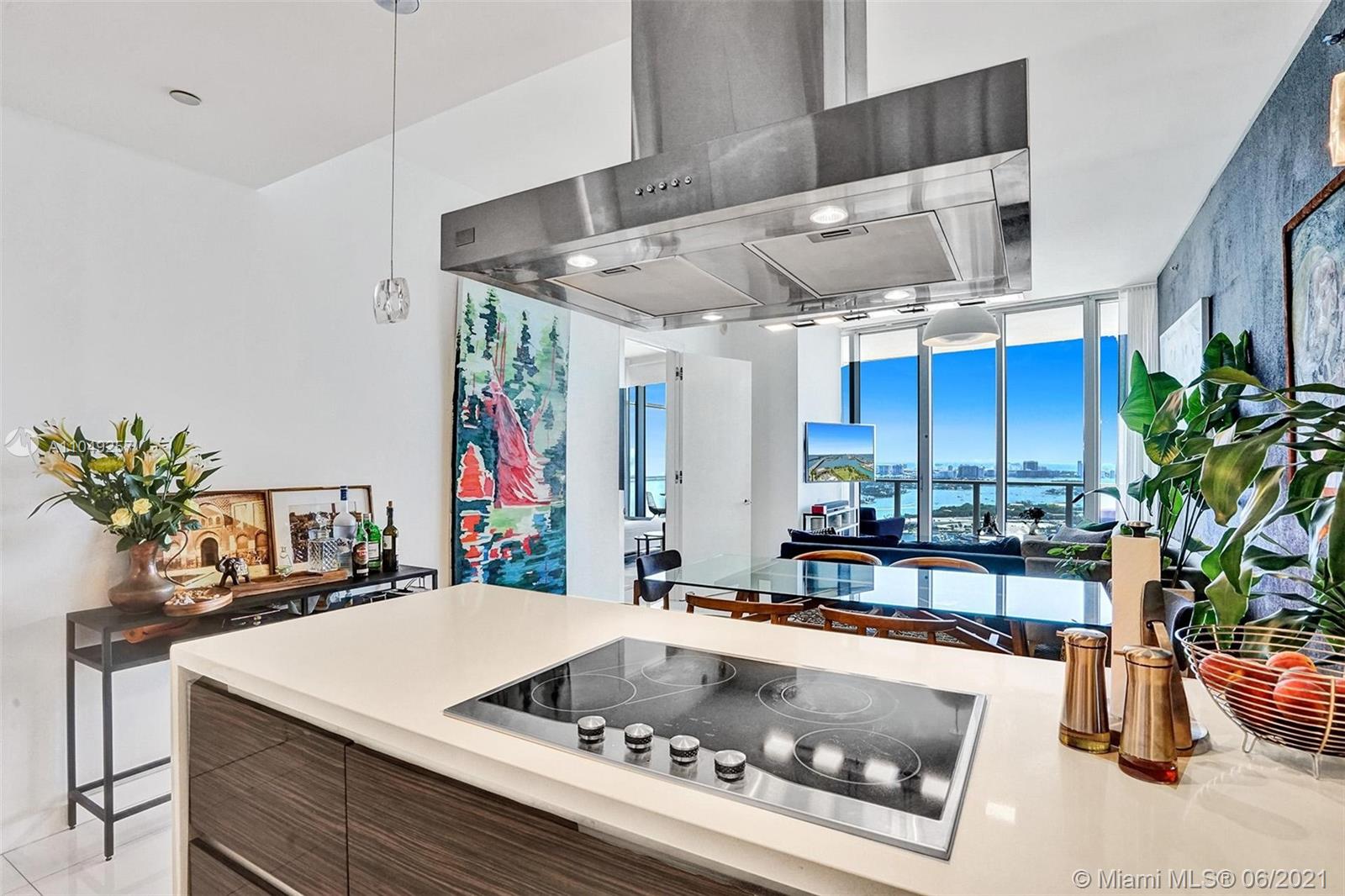 MARQUIS CONDO - Residential