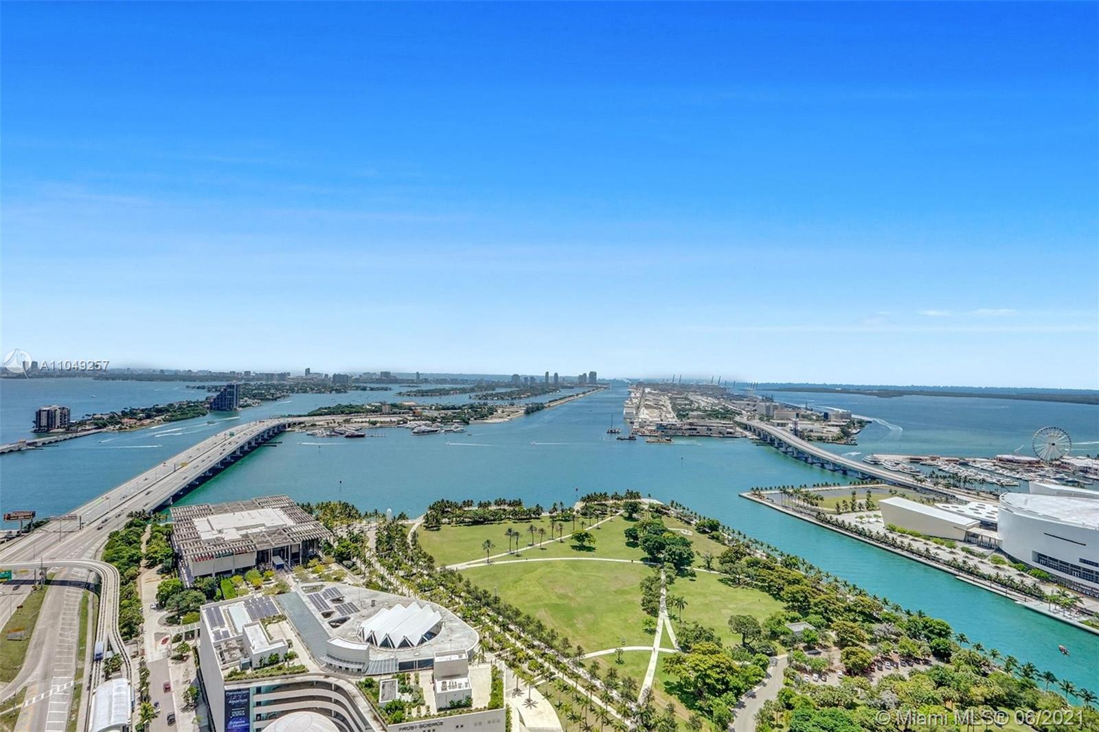 MARQUIS CONDO - Residential