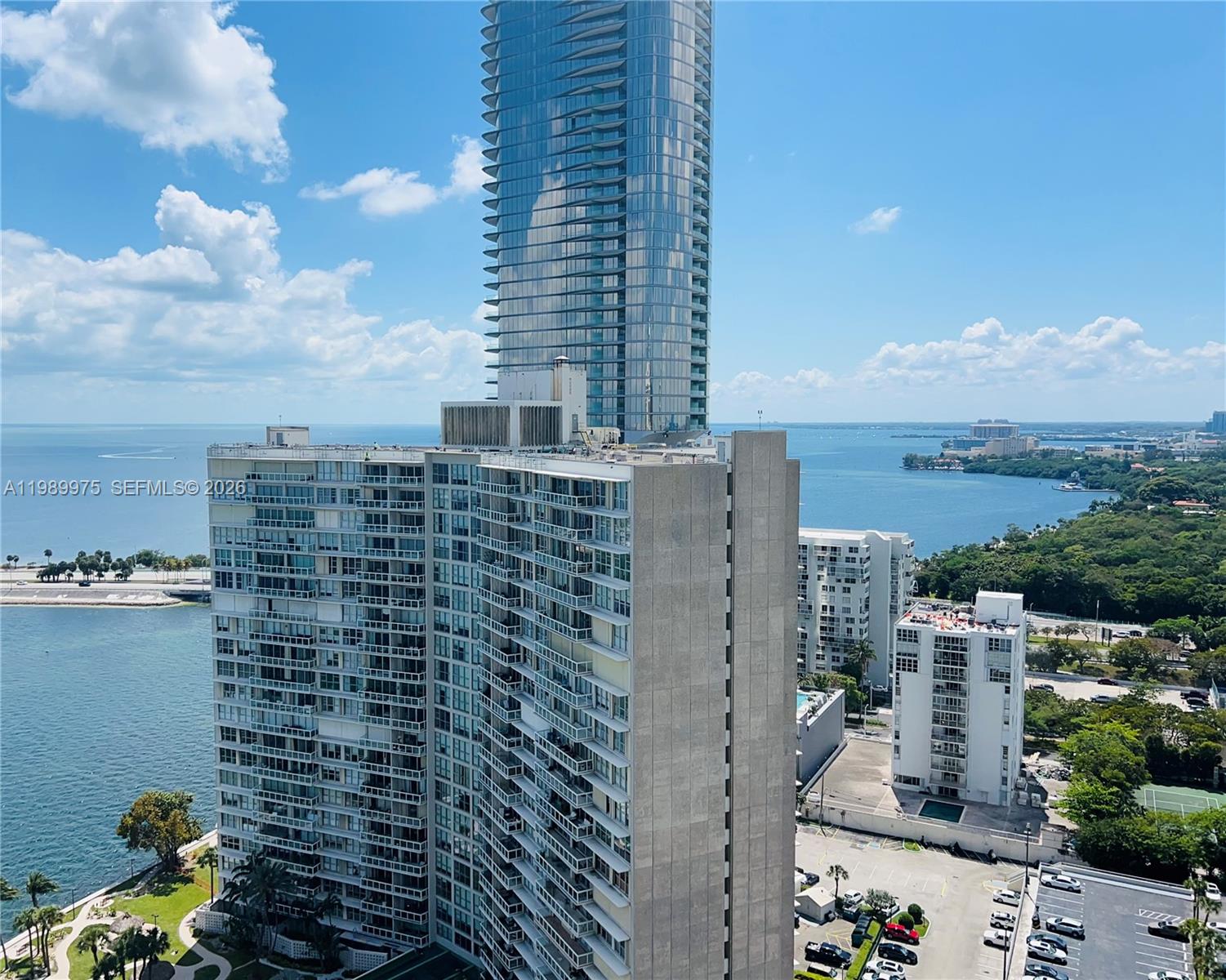 BRICKELL BAY CLUB CONDO - Residential