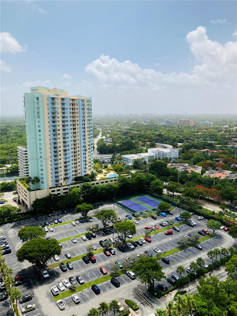 BRICKELL BAY CLUB CONDO - Residential