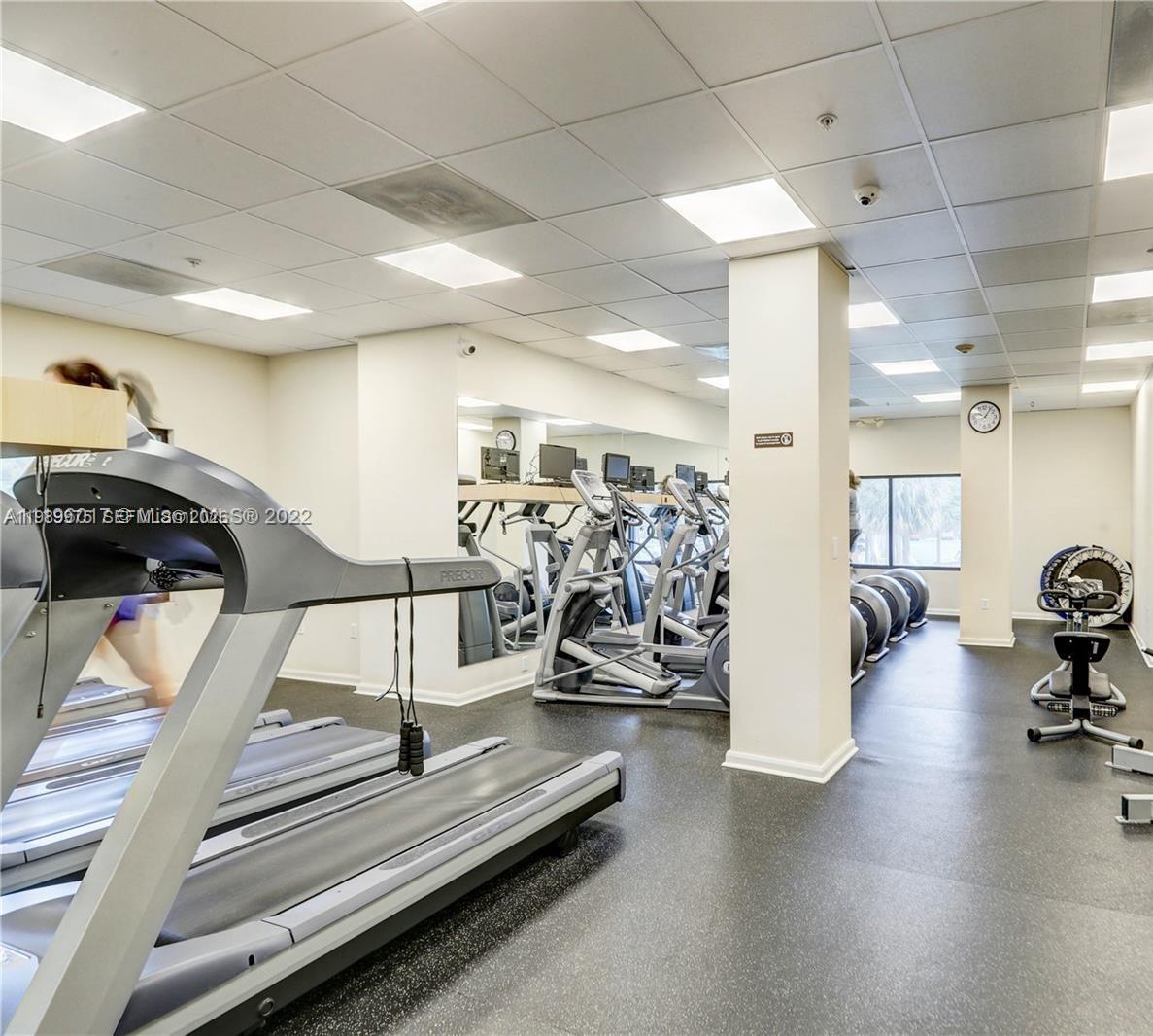 BRICKELL BAY CLUB CONDO - Residential