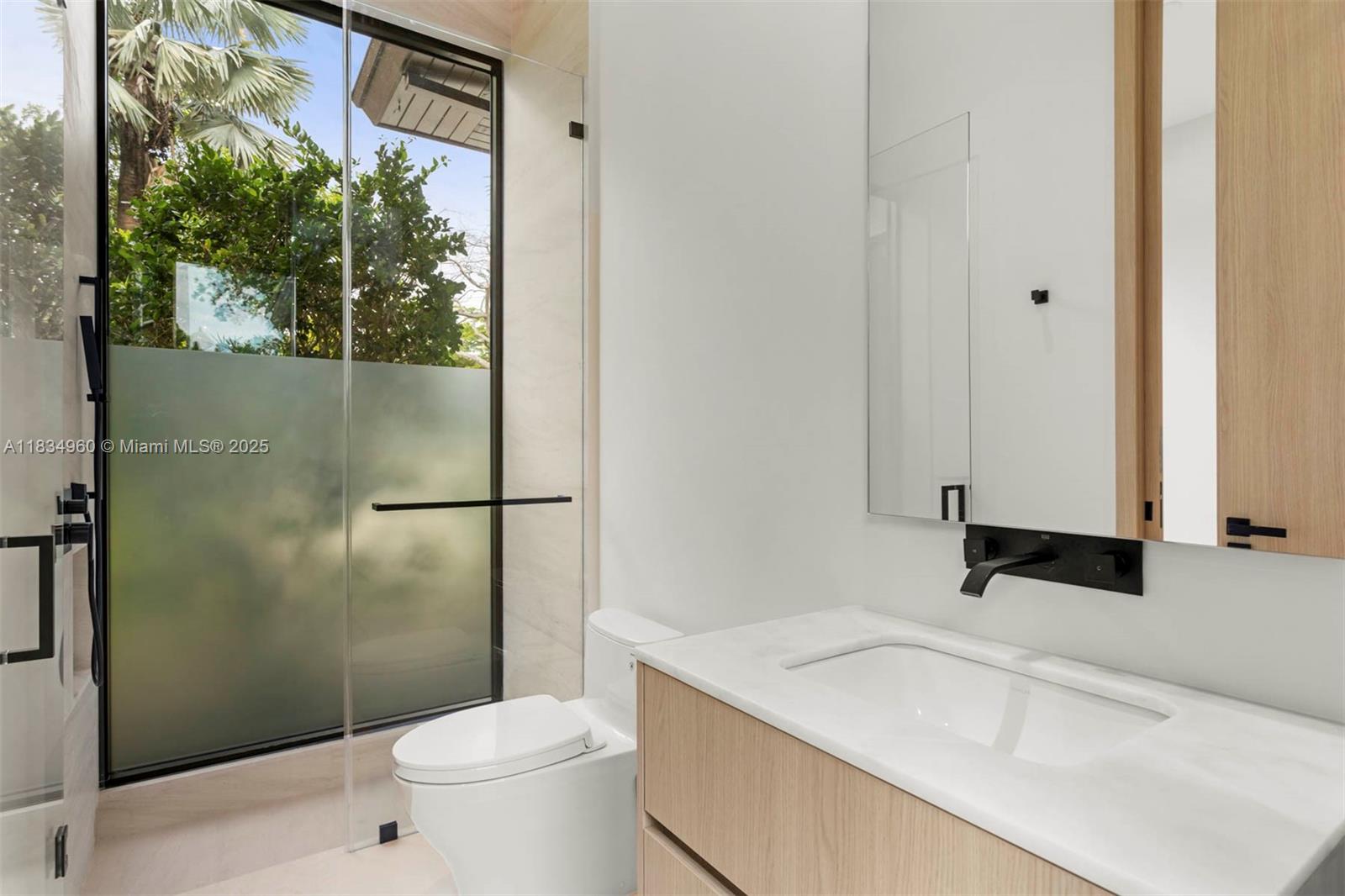 MILLER DRIVE ESTS 1ST ADD - Residential