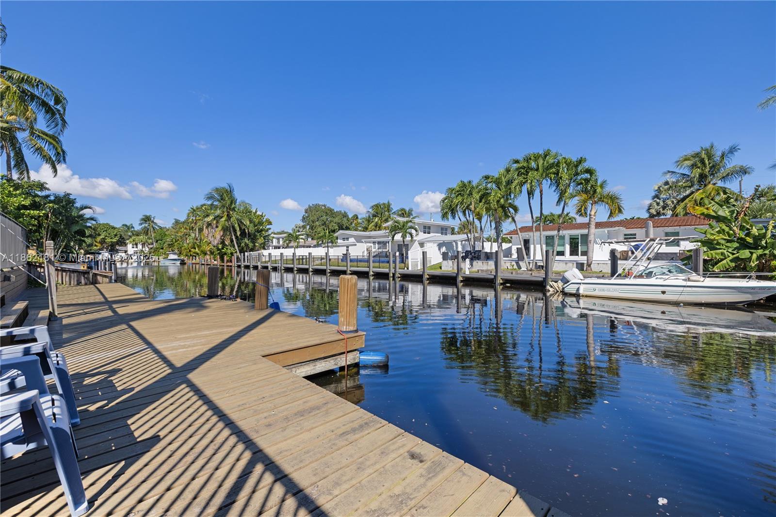 GILL ISLES - Residential Lease