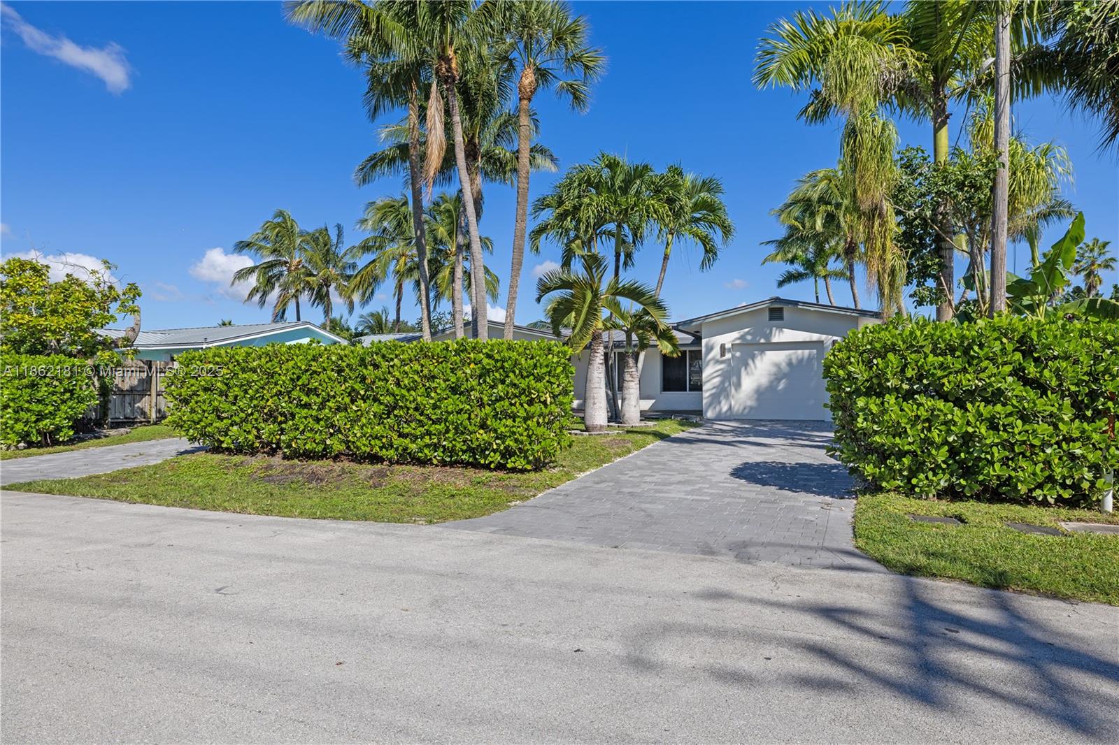 GILL ISLES - Residential Lease