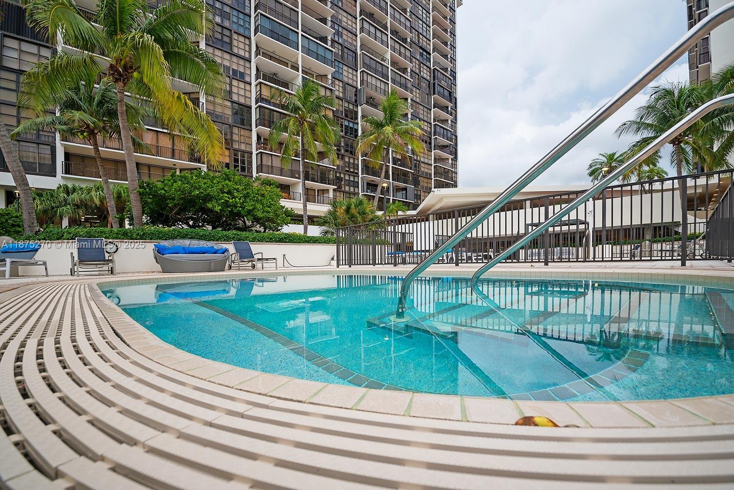 BRICKELL PLACE CONDO - Residential