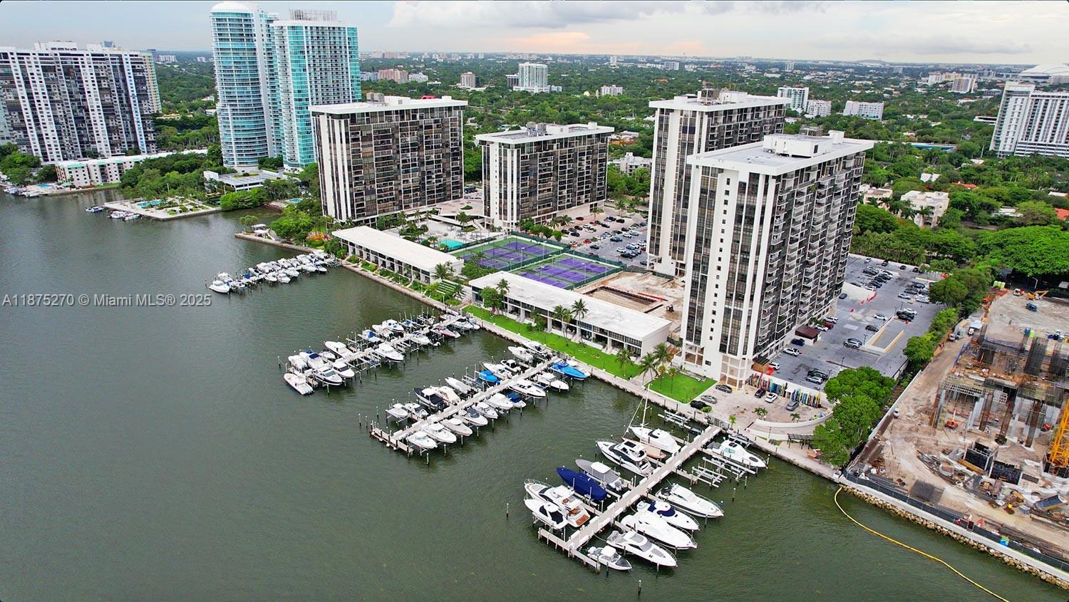 BRICKELL PLACE CONDO - Residential