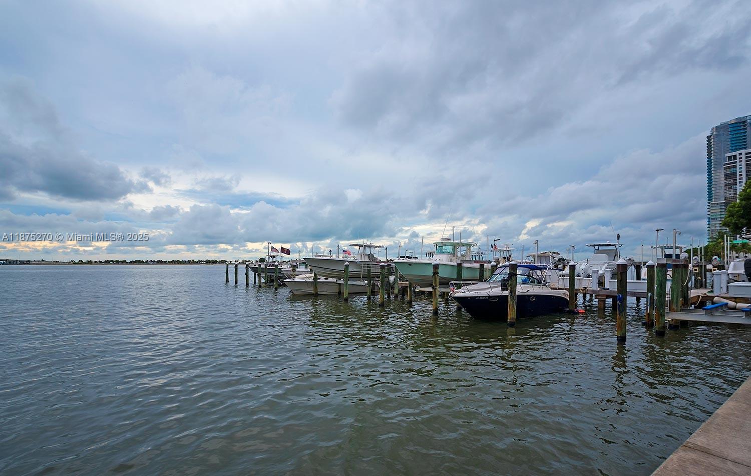 BRICKELL PLACE CONDO - Residential