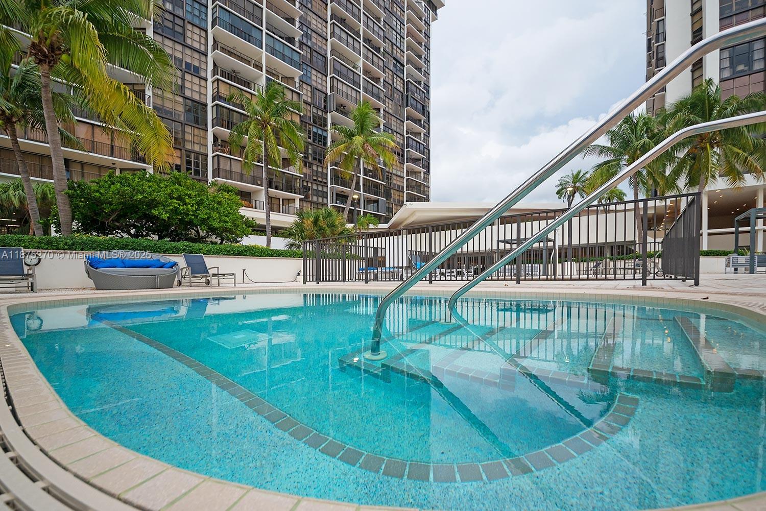 BRICKELL PLACE CONDO - Residential