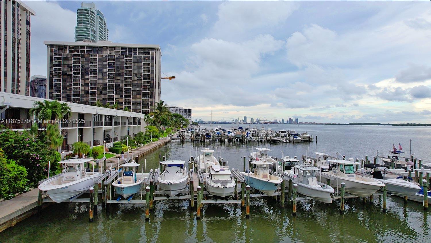 BRICKELL PLACE CONDO - Residential