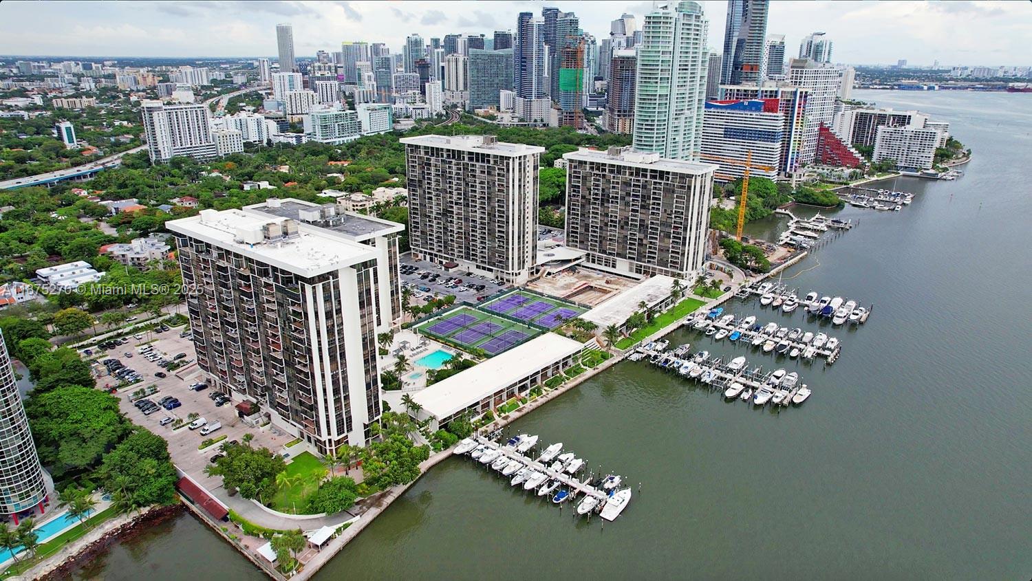 BRICKELL PLACE CONDO - Residential