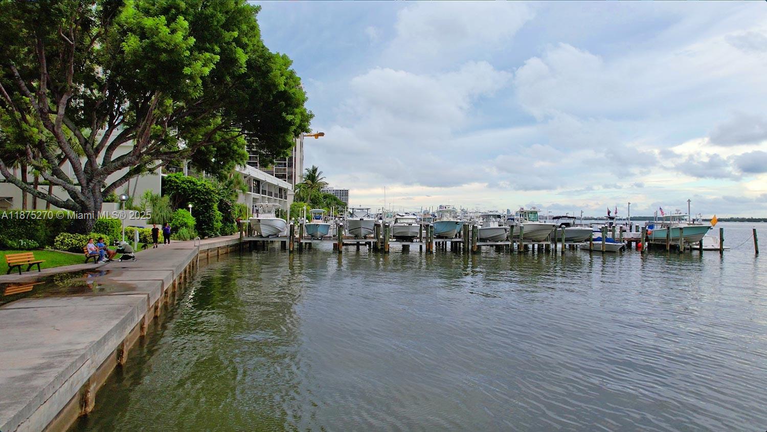 BRICKELL PLACE CONDO - Residential