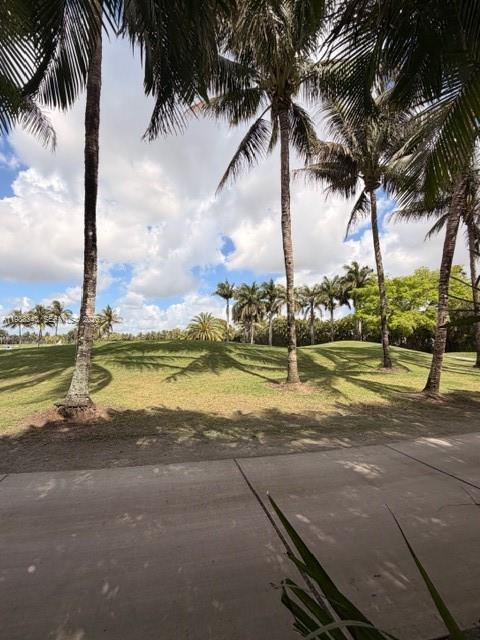 DORAL ESTATES VILLAS - Residential