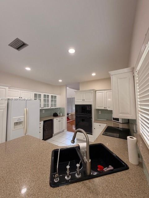 DORAL ESTATES VILLAS - Residential