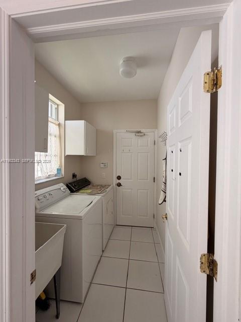 DORAL ESTATES VILLAS - Residential