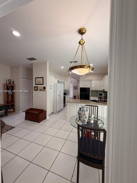 DORAL ESTATES VILLAS - Residential