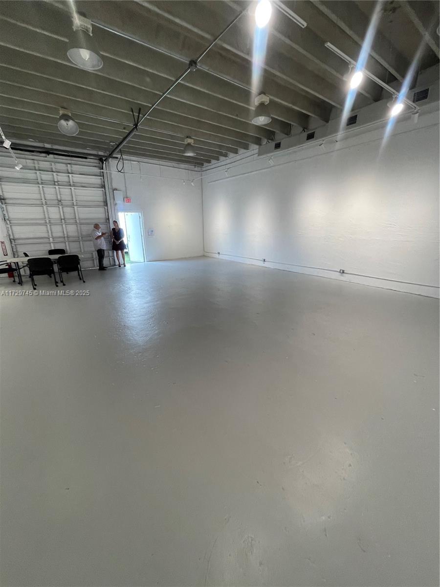 NNN basis at $4,500 plus 3% Sales tax ($4,635.00 Total) per month. Property Taxes of $710 per month, Upon which will be included an annual increase of 3% every 12 months. For a Total monthly rent of $5,345.00
1,462 Sq FT Fully HVAC Warehouse Space in the Allapattah Arts
District. Private offices, a bathroom, and a gated fence. 18’ Foot Ceiling.