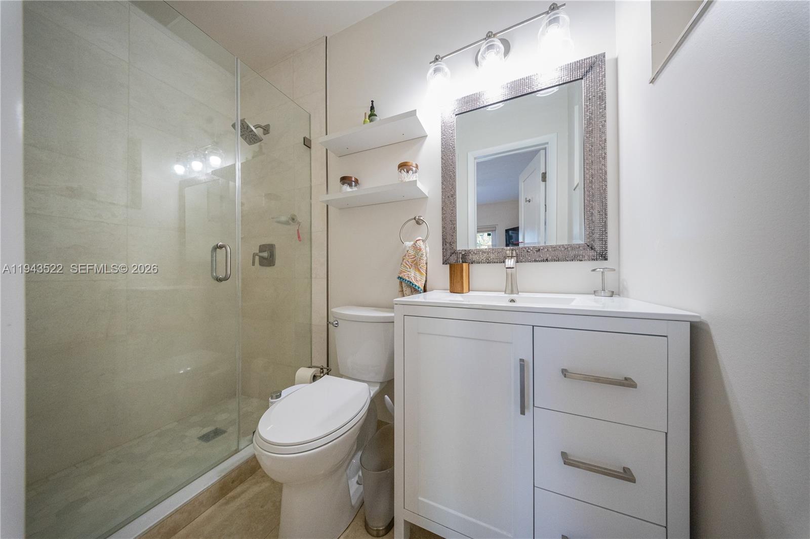 CENTRAL MIAMI PART 6 - Residential Lease