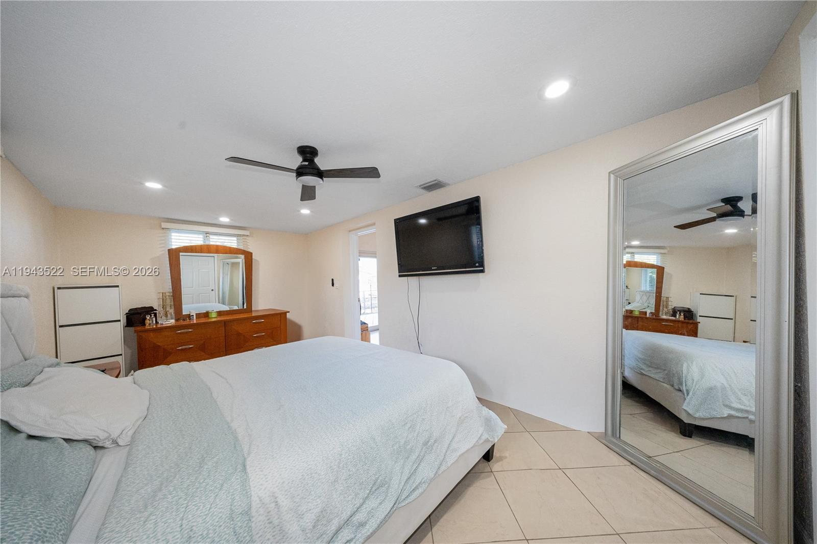 CENTRAL MIAMI PART 6 - Residential Lease