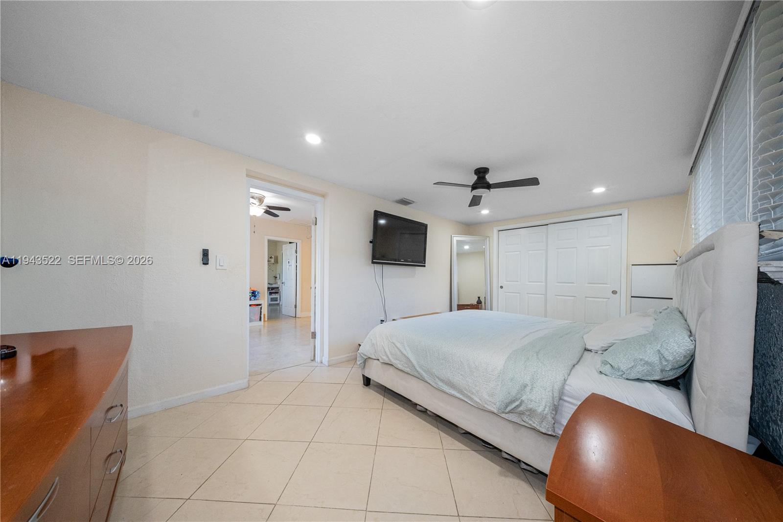 CENTRAL MIAMI PART 6 - Residential Lease