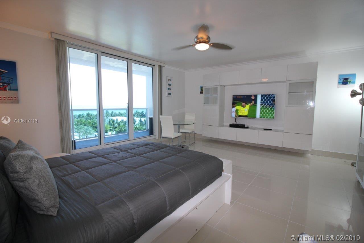 RONEY PALACE CONDO - Residential Lease