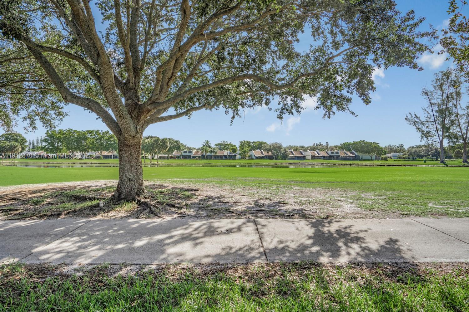 EVERGLADES SUGAR & LAND C - Residential Lease