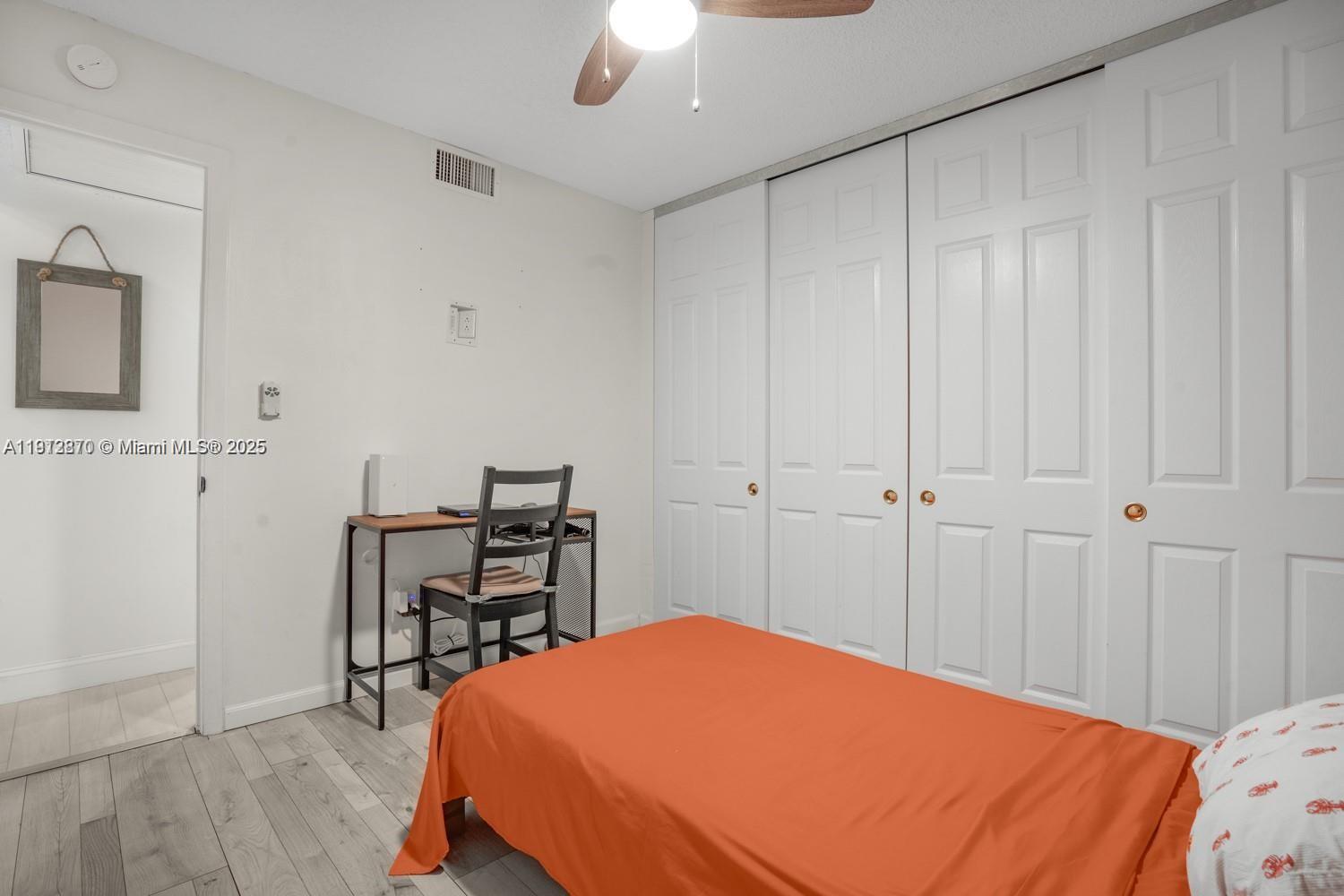 EVERGLADES SUGAR & LAND C - Residential Lease