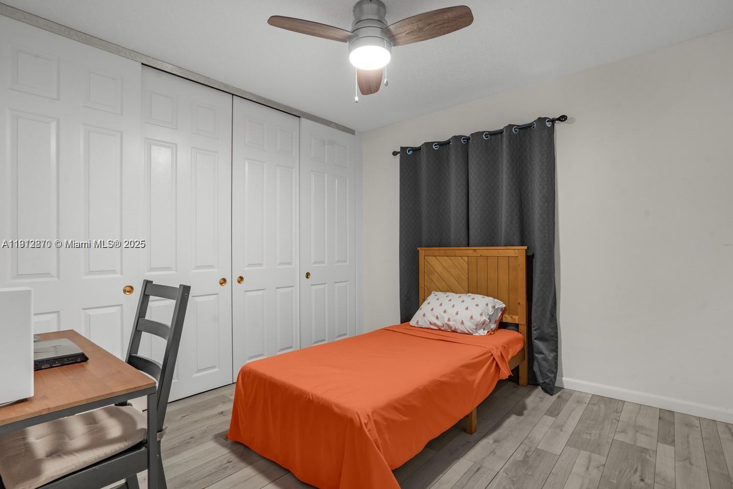 EVERGLADES SUGAR & LAND C - Residential Lease