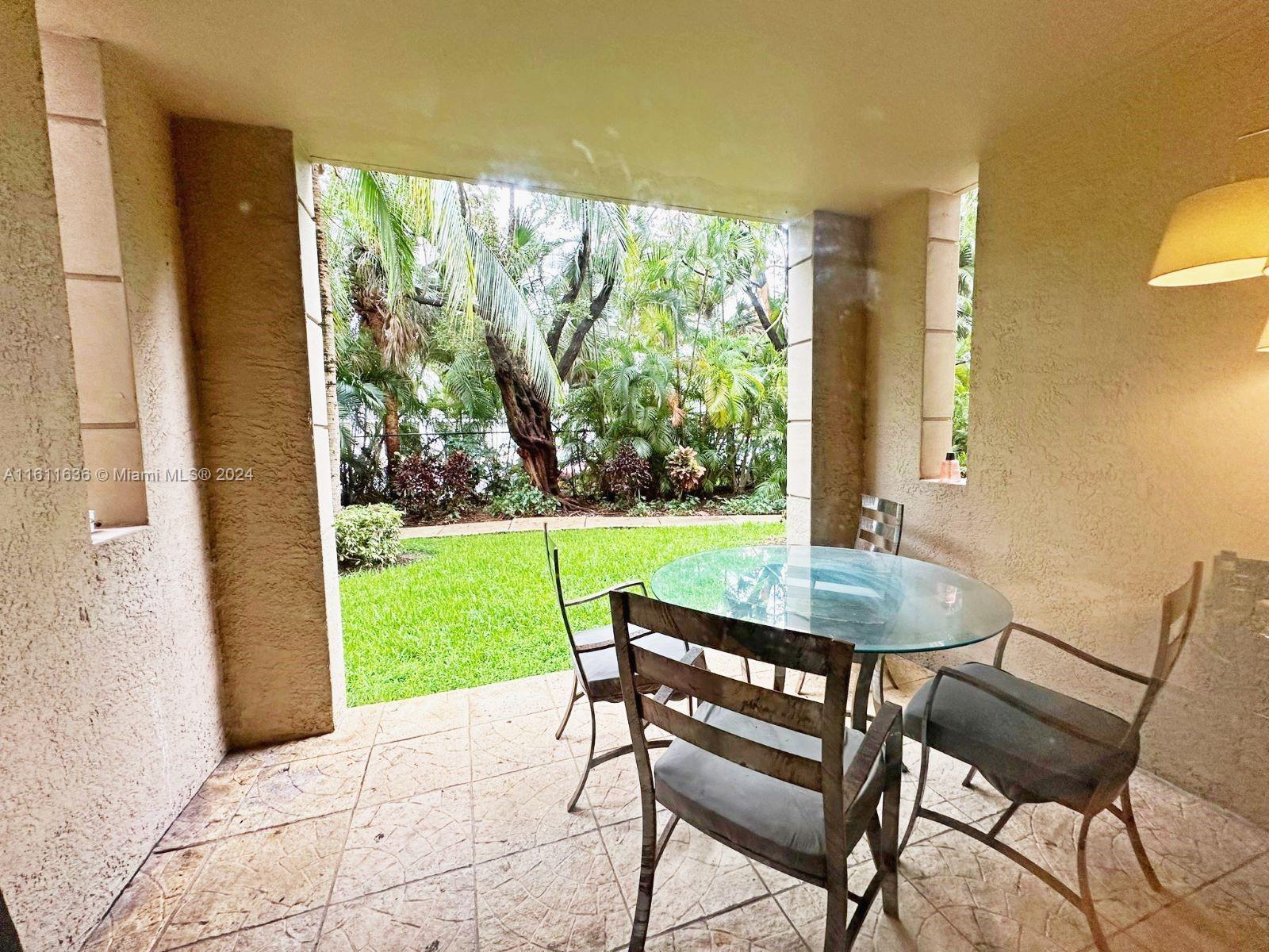 PORTO BELLAGIO CONDO - Residential