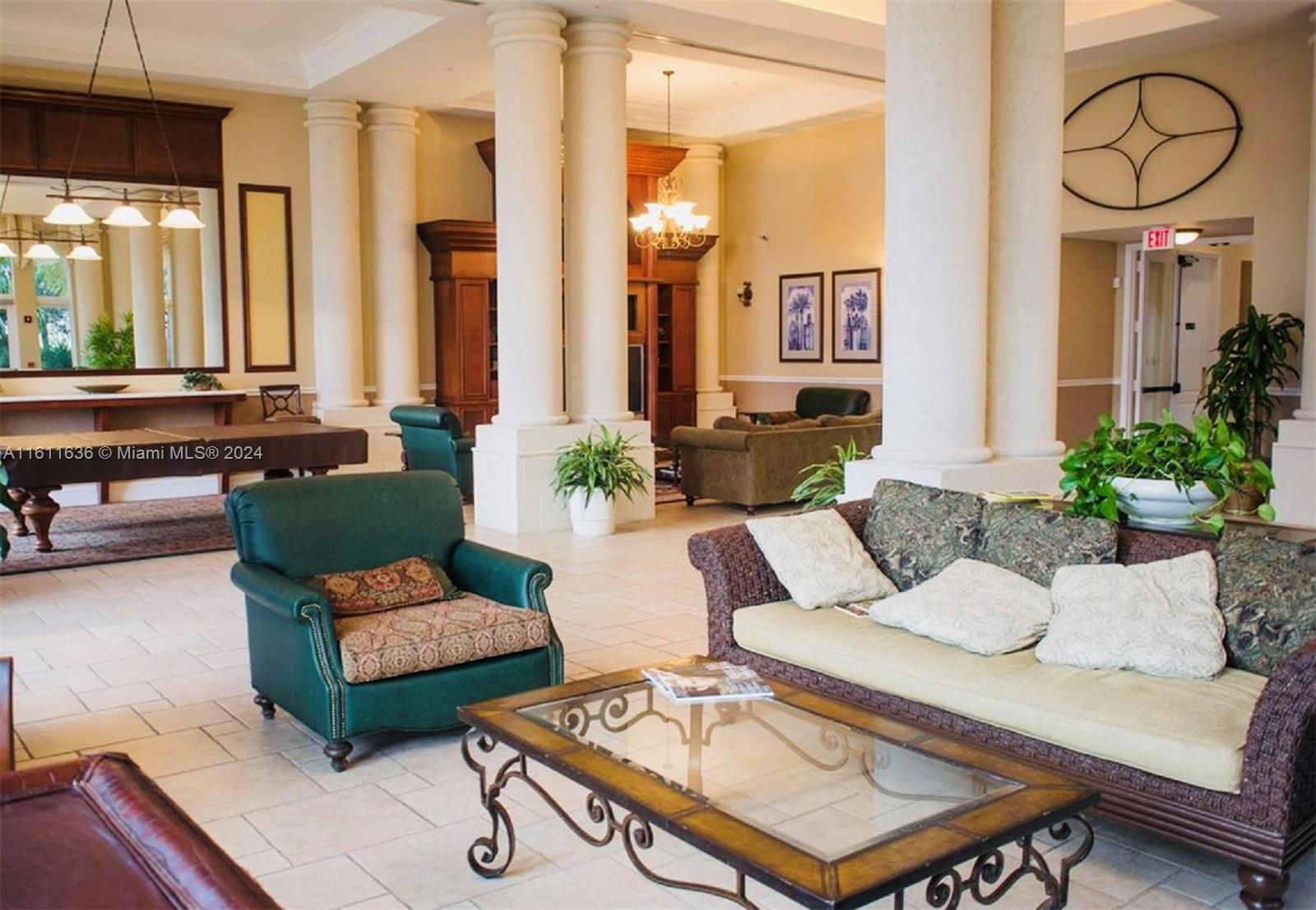 PORTO BELLAGIO CONDO - Residential