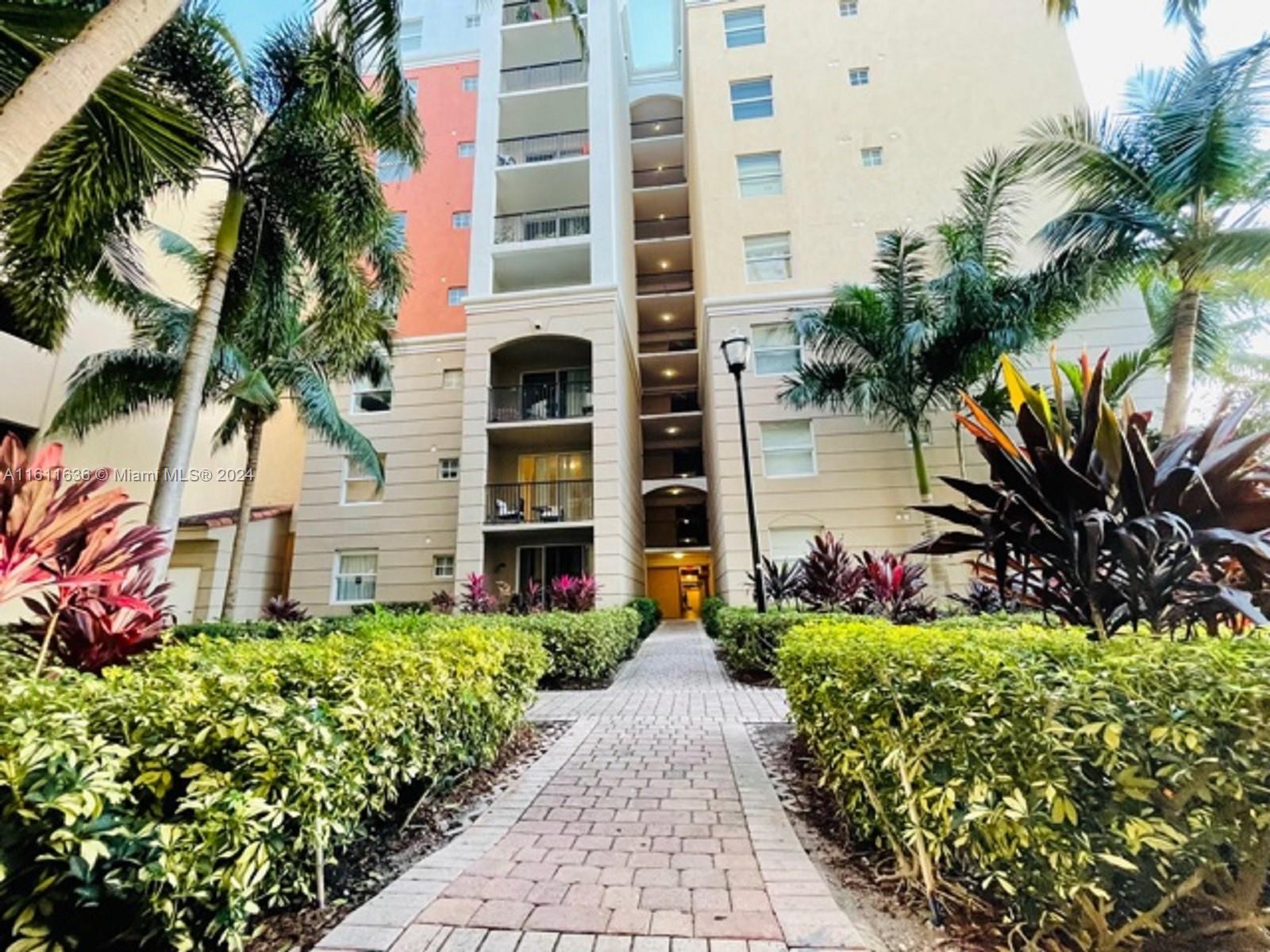 PORTO BELLAGIO CONDO - Residential