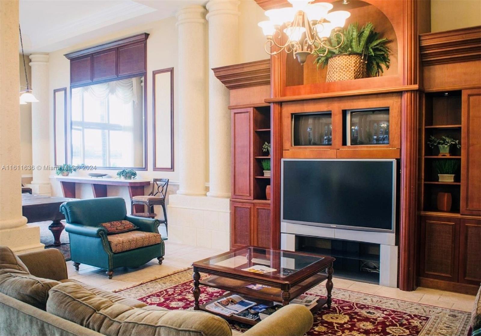 PORTO BELLAGIO CONDO - Residential