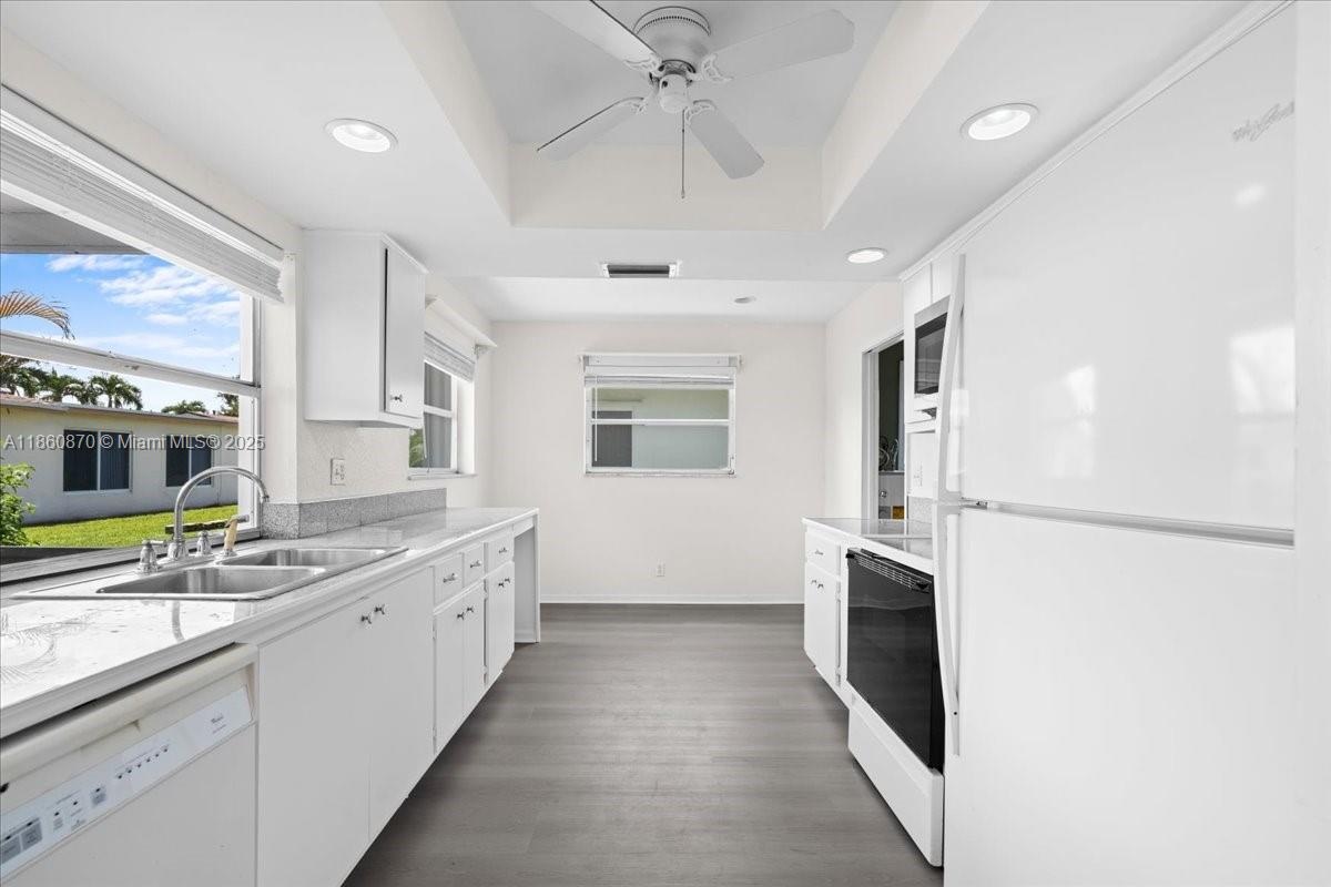 PARADISE GARDENS SEC 3 - Residential