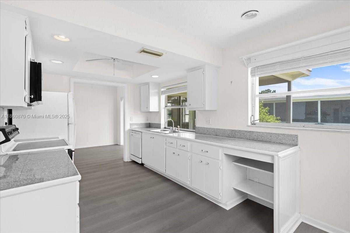 PARADISE GARDENS SEC 3 - Residential