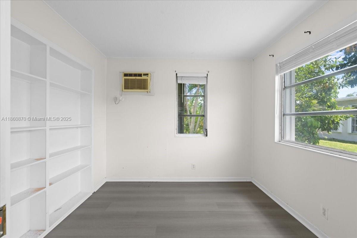 PARADISE GARDENS SEC 3 - Residential