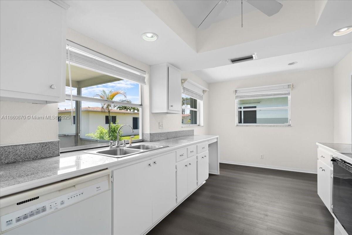 PARADISE GARDENS SEC 3 - Residential