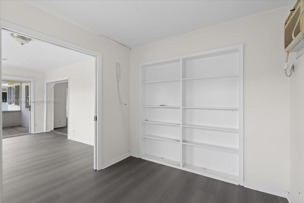 PARADISE GARDENS SEC 3 - Residential