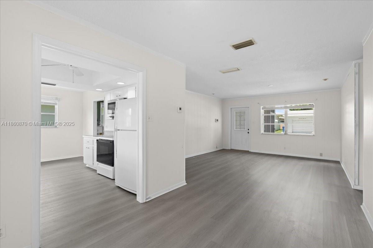 PARADISE GARDENS SEC 3 - Residential