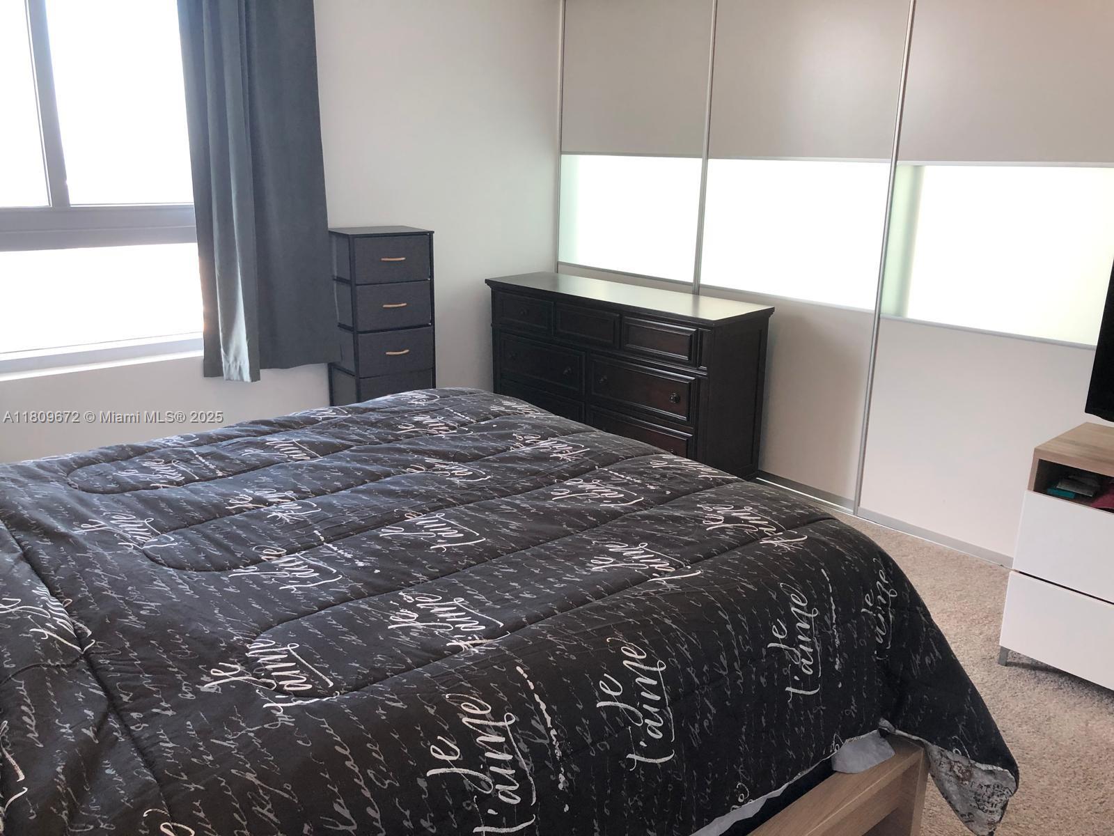 IVY CONDO - Residential