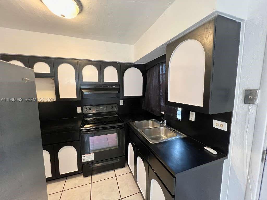 WALDORF ESTATES CONDO NO - Residential Lease